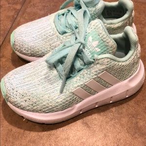Adidas toddler size 8